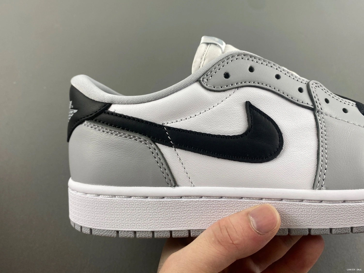 Rep Air 1  CZ0790-110 Jordan Low OG Barons 0516